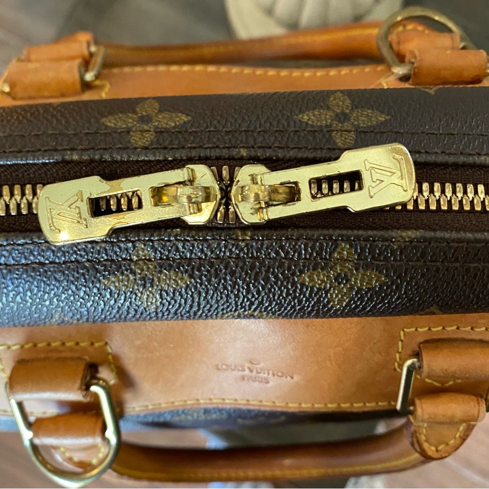 Louis Vuitton Brown Monogram Duffel with Tan Leather Trim - Picture 7 of 11